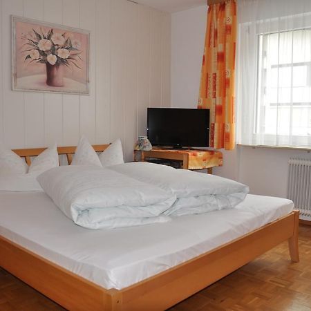 Ferienwohnung Jenny Schruns Esterno foto